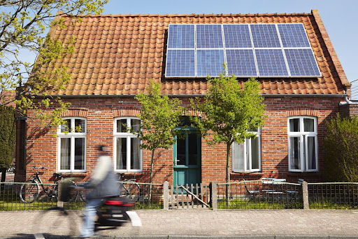 solar panel efficiency on a roof of a house